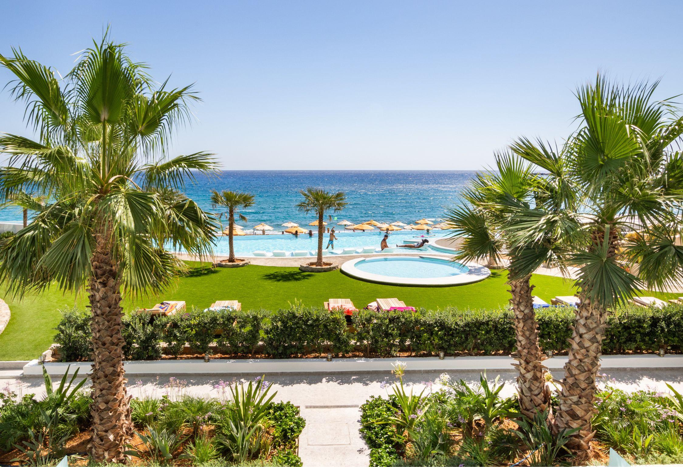 Konstantinos Palace カルパトス エクステリア 写真