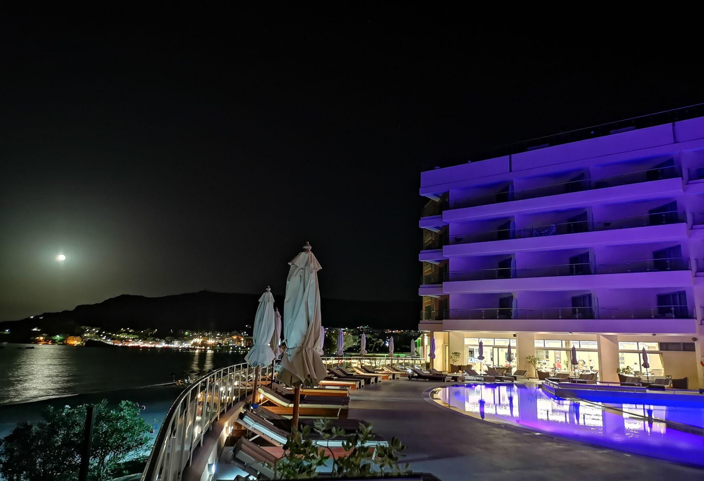 Konstantinos Palace カルパトス エクステリア 写真