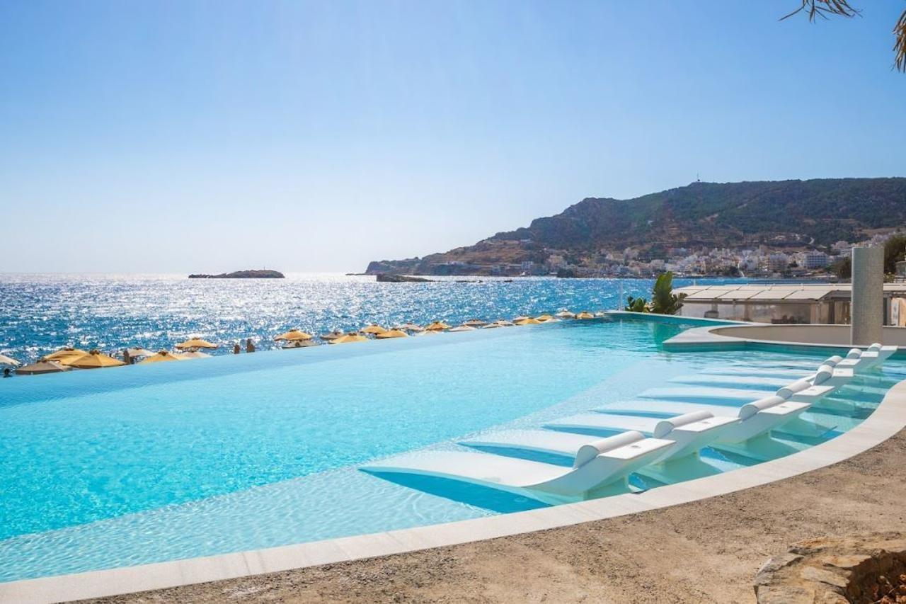 Konstantinos Palace カルパトス エクステリア 写真